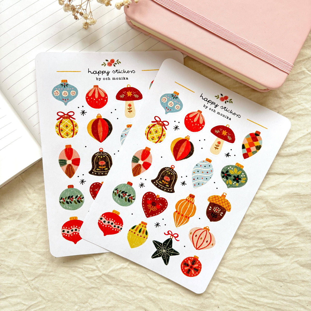 Christmas Baubles -tarra-arkki